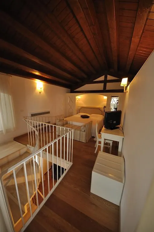 ****  Villa Bonocore Maletto Hotel & Spa Cardillo Italy