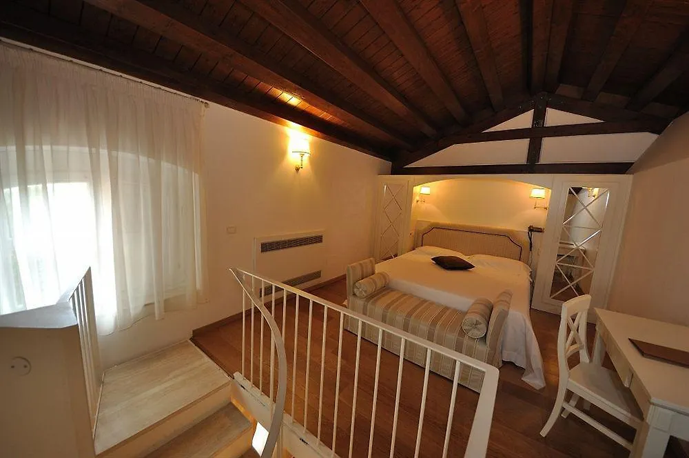 Villa Bonocore Maletto Hotel & Spa Cardillo